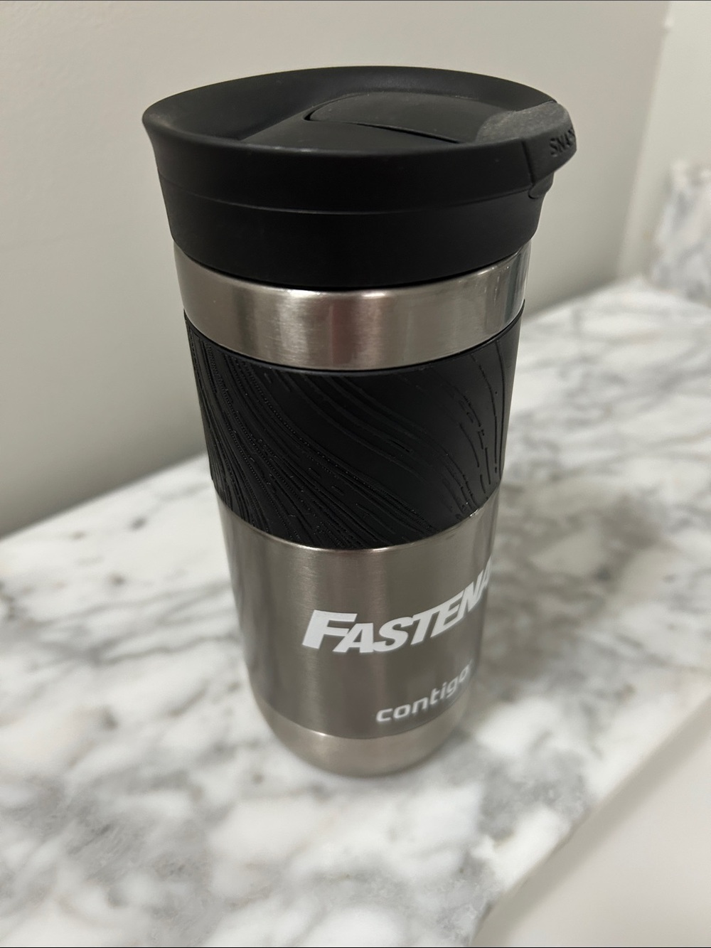 Contigo Snapseal Stainless Steel Travel Tumbler with Black Grip Lid - Picture 2 of 5